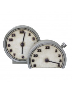 Set two giant clocks 1372 2